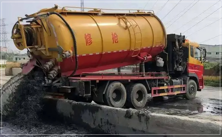 黄岛沉淀池清理案例